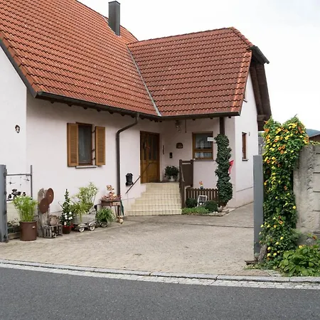 Am Rathaus * Dingolshausen